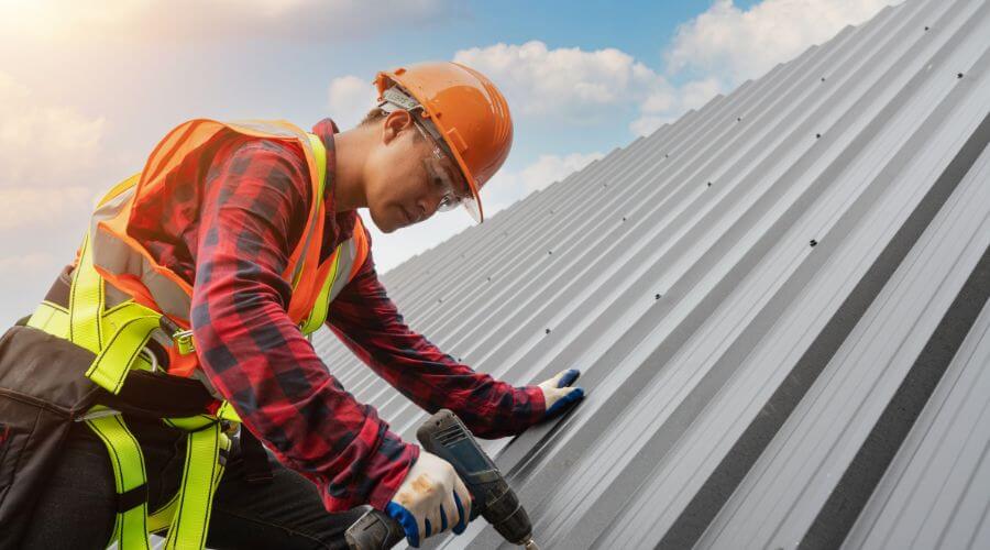 Owens Corning roofing contractor in Grass Lake, MI