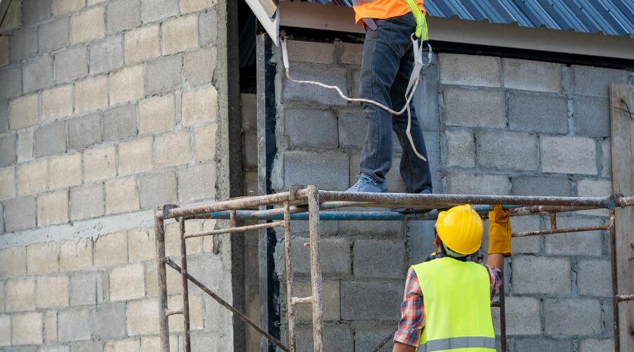 Expert Emergency Roof Repairs services in Grass Lake, MI